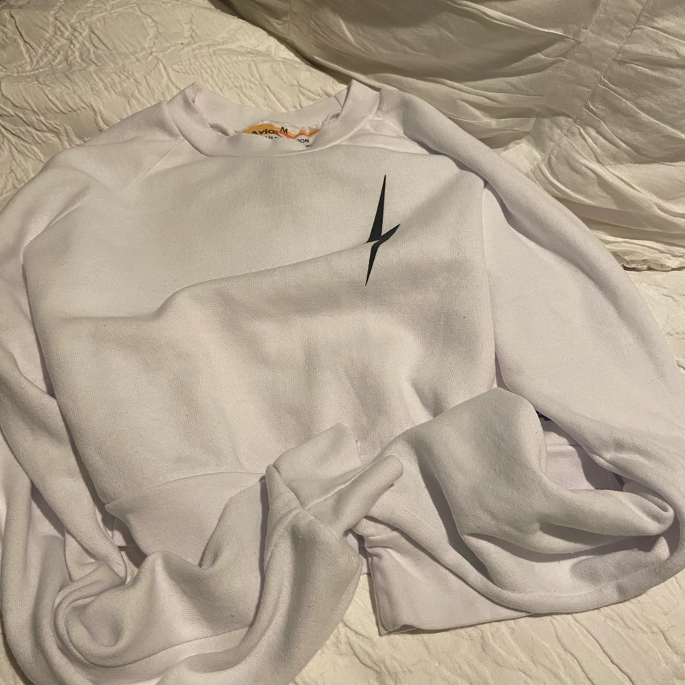 Brand new. Aviator nation cropped white sweatshirt